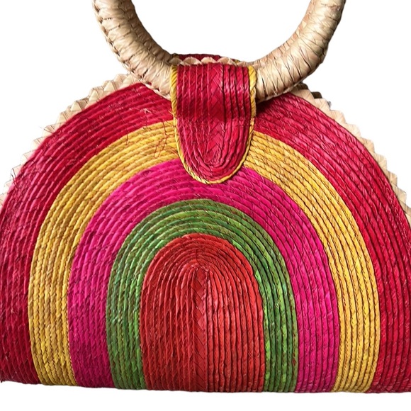 Rainbow Shaped Pink Yellow Green Straw Rattan Scalloped Handbag Clutch Tote Bag - Picture 5 of 11